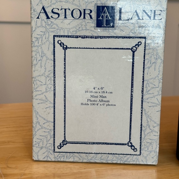 Gold Photo Albums (3) NIB - Picture 2 of 2